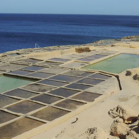 Balluta 3* Gharb (Gozo)