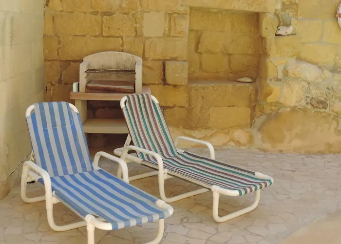 Balluta 3* Gharb (Gozo)