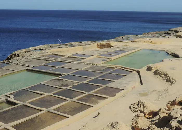 Balluta 3* Gharb (Gozo)